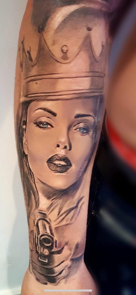 tatto hand 
