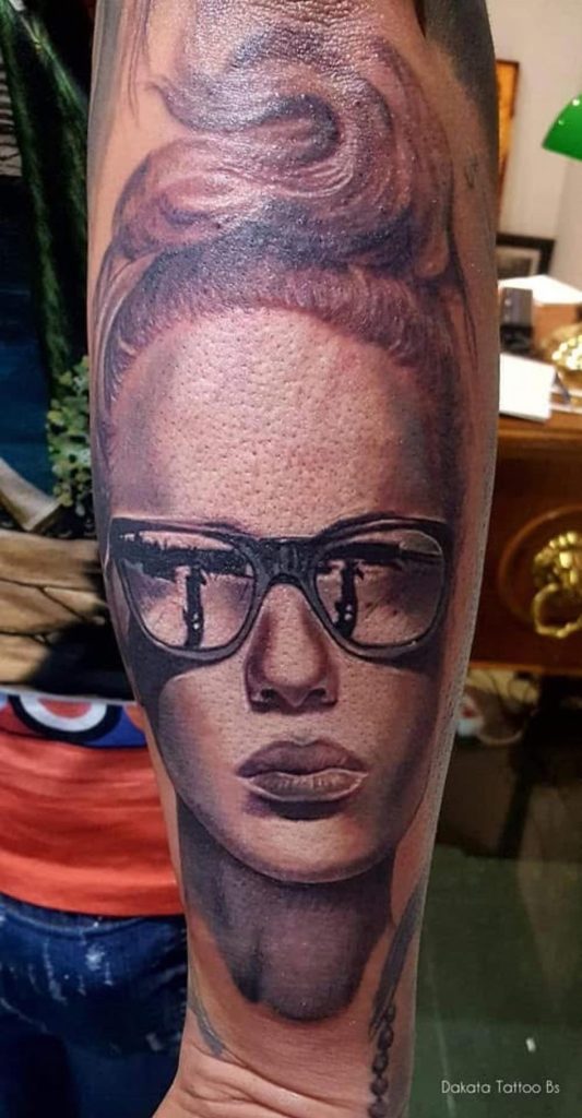 tatto hand 